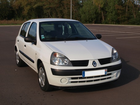 Clio av.jpg