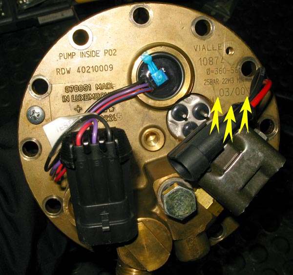 4412239-vialle-10-years-old-pump.jpg