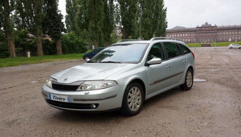 Laguna II V6 3-4 avant.jpg