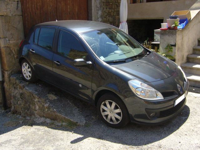 clio1.JPG