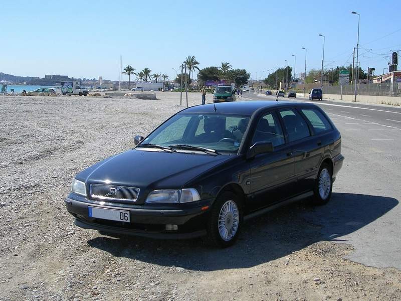V40-2_2.JPG