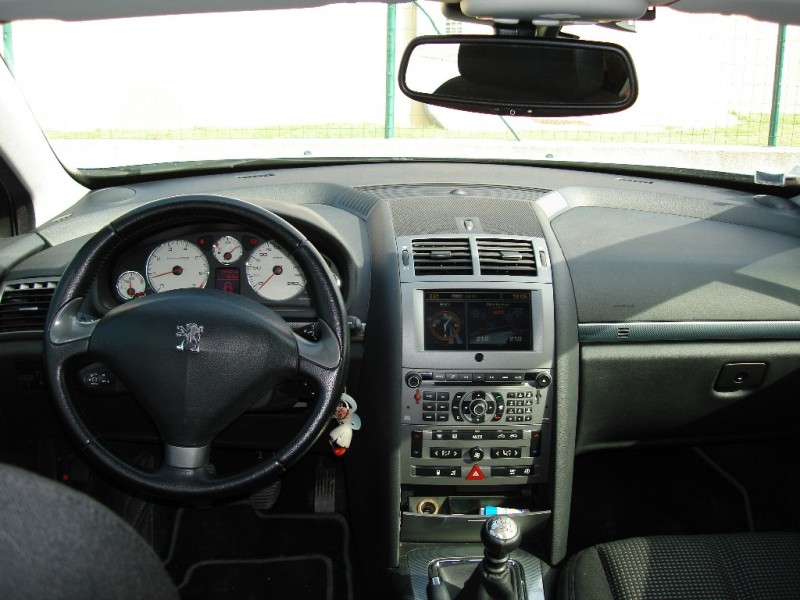 407 intérieur.jpg