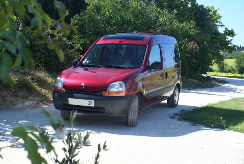 kangoo1.JPG